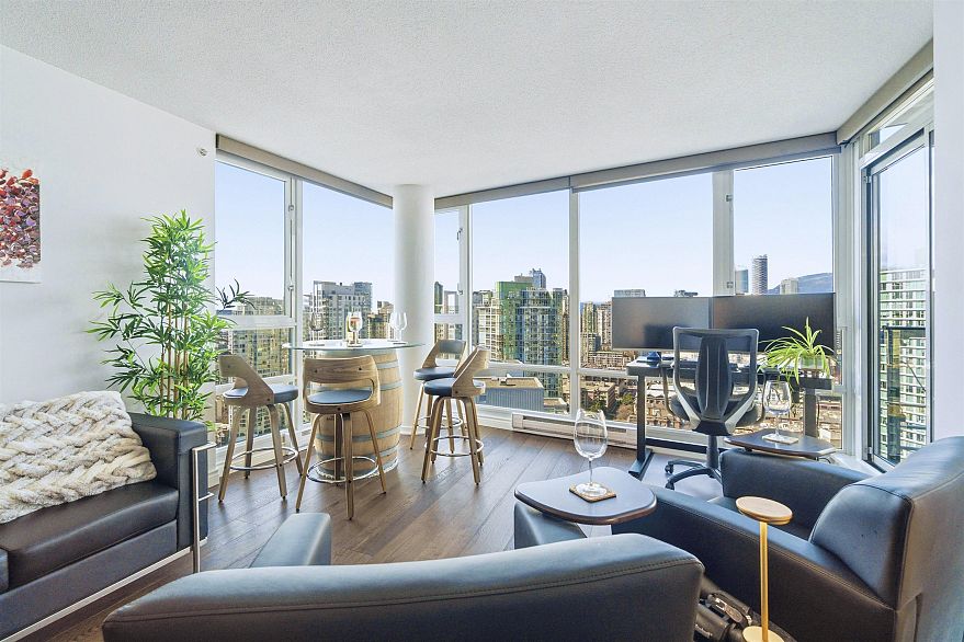 3608 1033 Marinaside Crescent