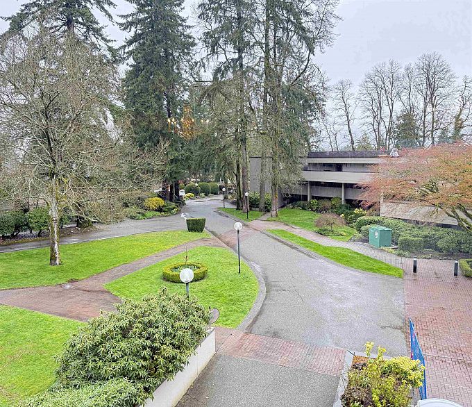 512 4900 Cartier Street