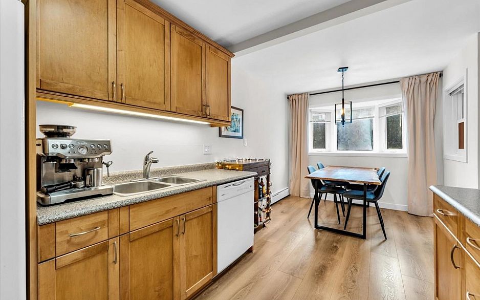 102 1935 W 1st Avenue