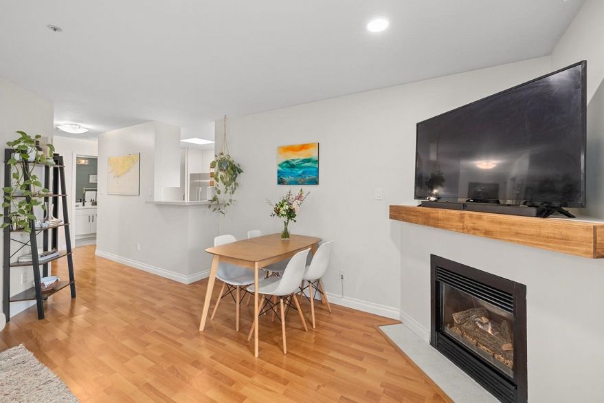 205 2212 Oxford Street