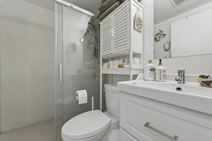 103 2333 Eton Street