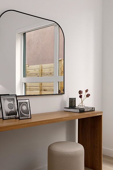 202 2268 E Broadway Street