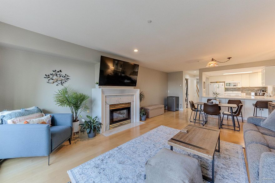 6 2150 SE Marine Drive