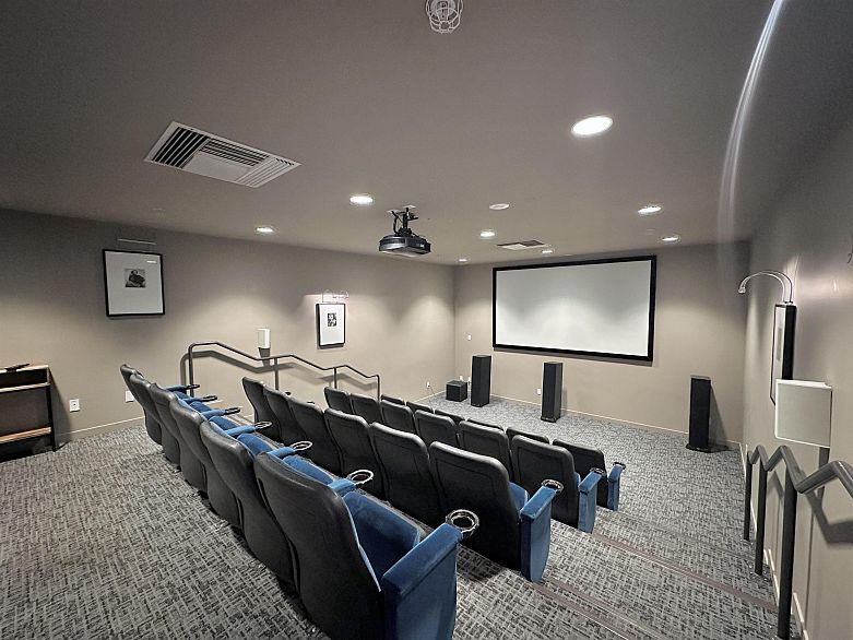 3608 1033 Marinaside Crescent