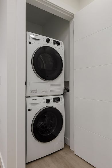 406 2268 E Broadway Street