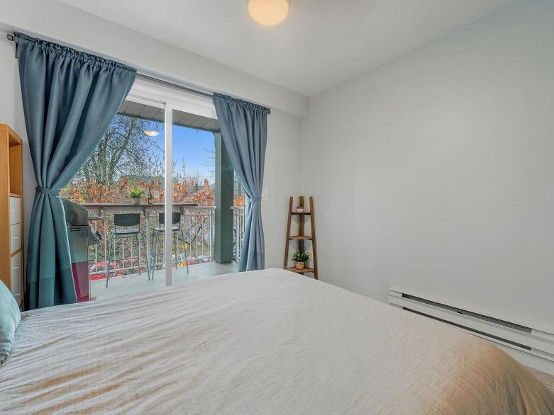 305 1915 E Georgia Street