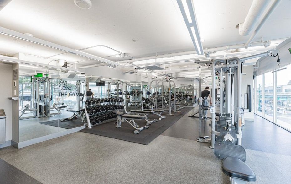 2907 8189 Cambie Street