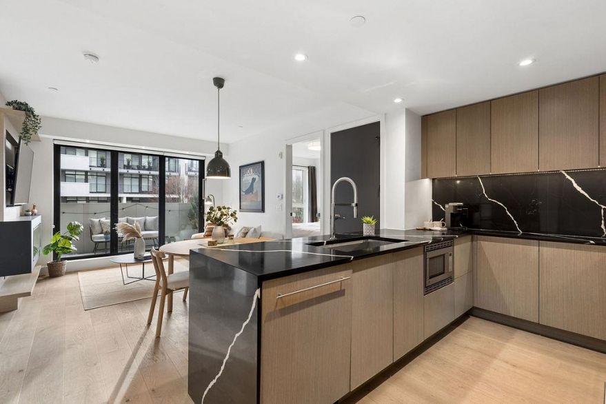 205 5089 Quebec Street