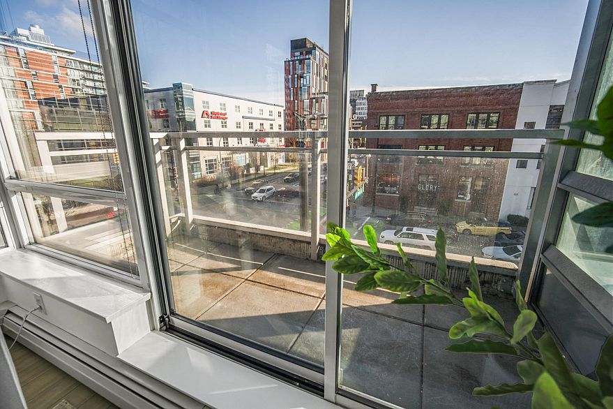 305 1775 Quebec Street