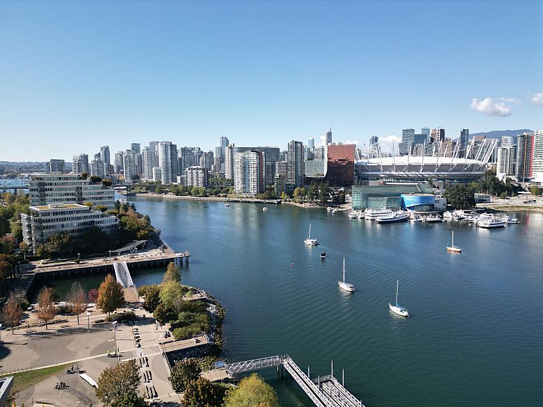 305 1775 Quebec Street