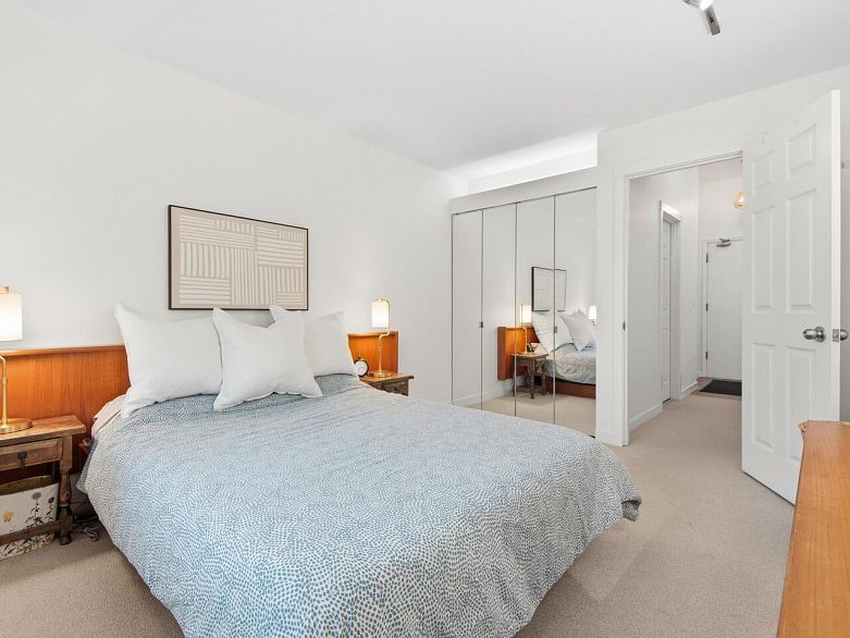 314 2416 W 3rd Avenue