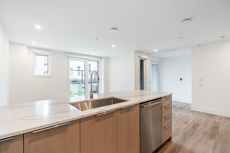 109 2085 E 1st Avenue