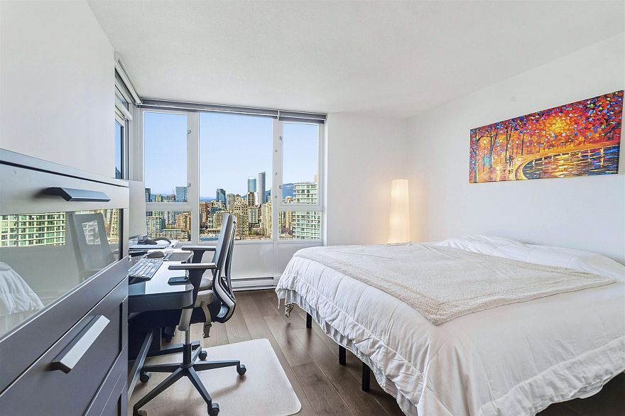 3608 1033 Marinaside Crescent