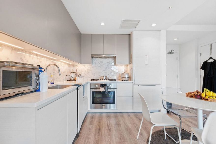 205 8188 Fraser Street