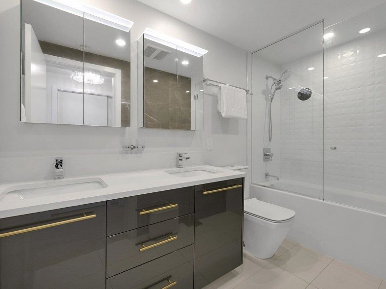 1106 2221 E 30th Avenue