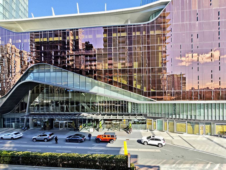 351 38 Smithe Street