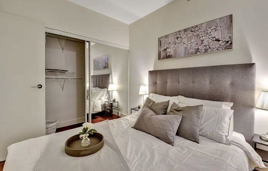 401 1238 Burrard Street