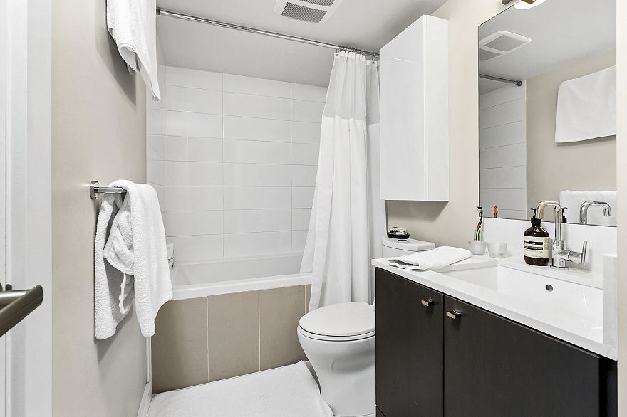 311 1618 Quebec Street