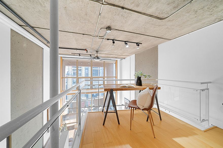 413 1529 W 6th Avenue