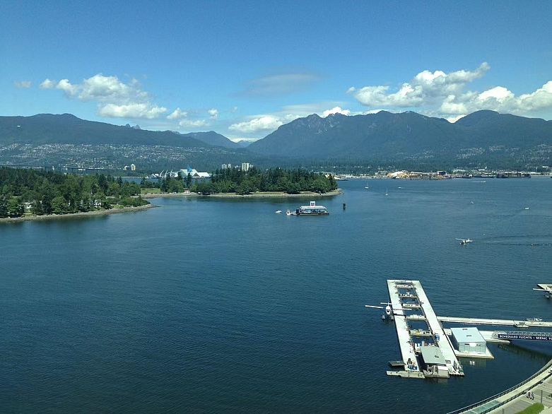 1301 277 Thurlow Street