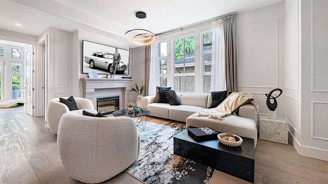 204 1009 Laurier Avenue