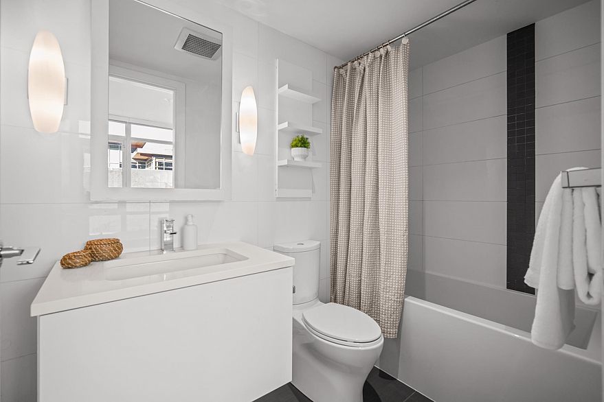 305 1775 Quebec Street