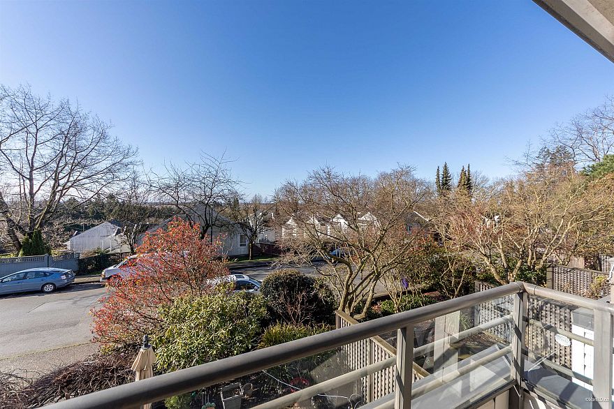 6 2150 SE Marine Drive