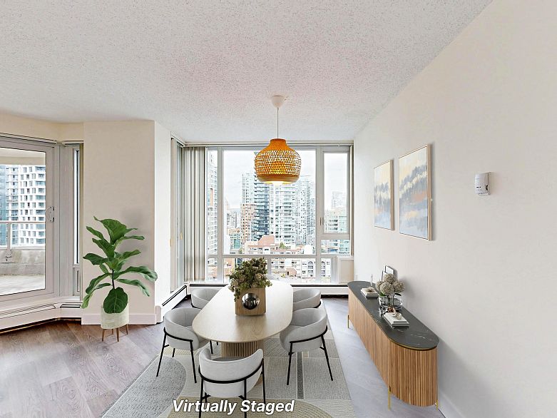 2004 1020 Harwood Street