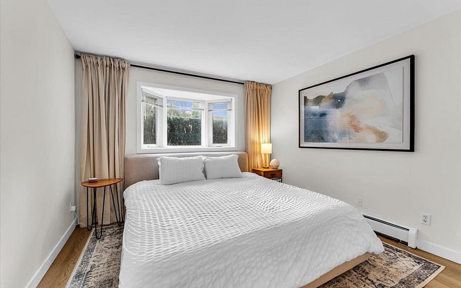 102 1935 W 1st Avenue