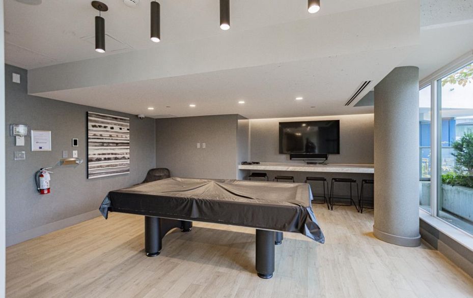 2907 8189 Cambie Street