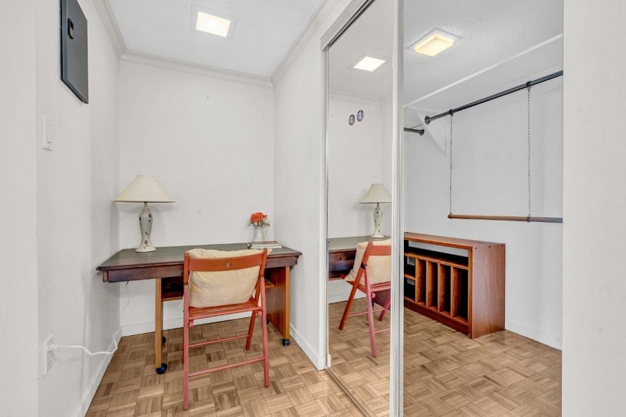 512 4900 Cartier Street