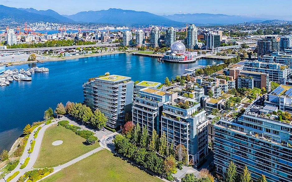 501 1616 Columbia Street