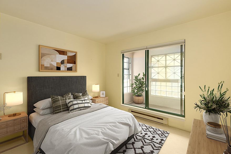 104 700 E Pender Street