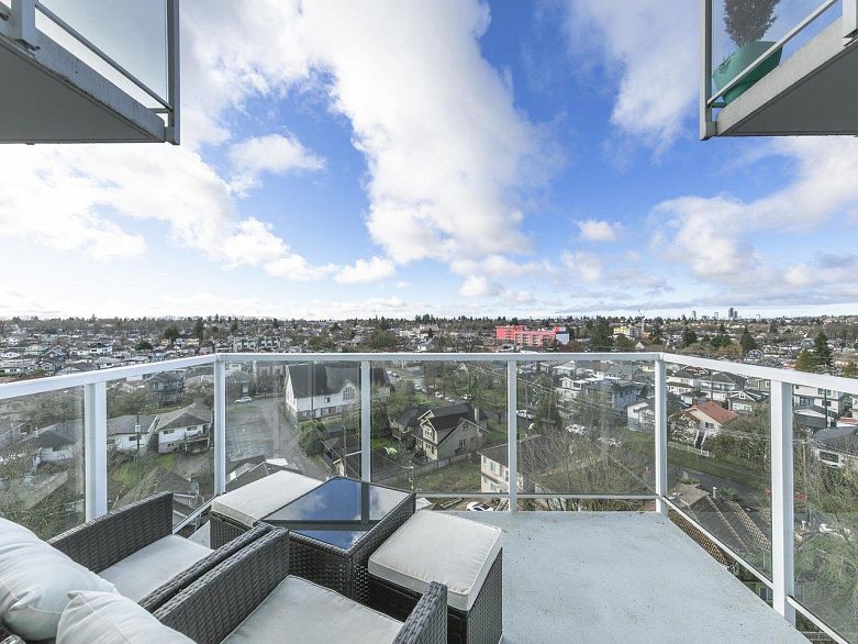 1106 2221 E 30th Avenue