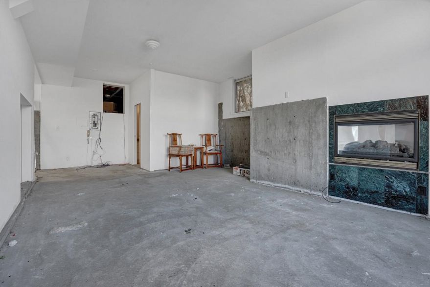 2856 W King Edward Avenue