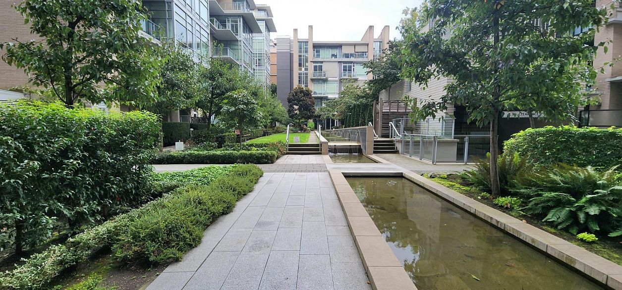 186 ATHLETES WAY, Vancouver BC V5Y 0B7