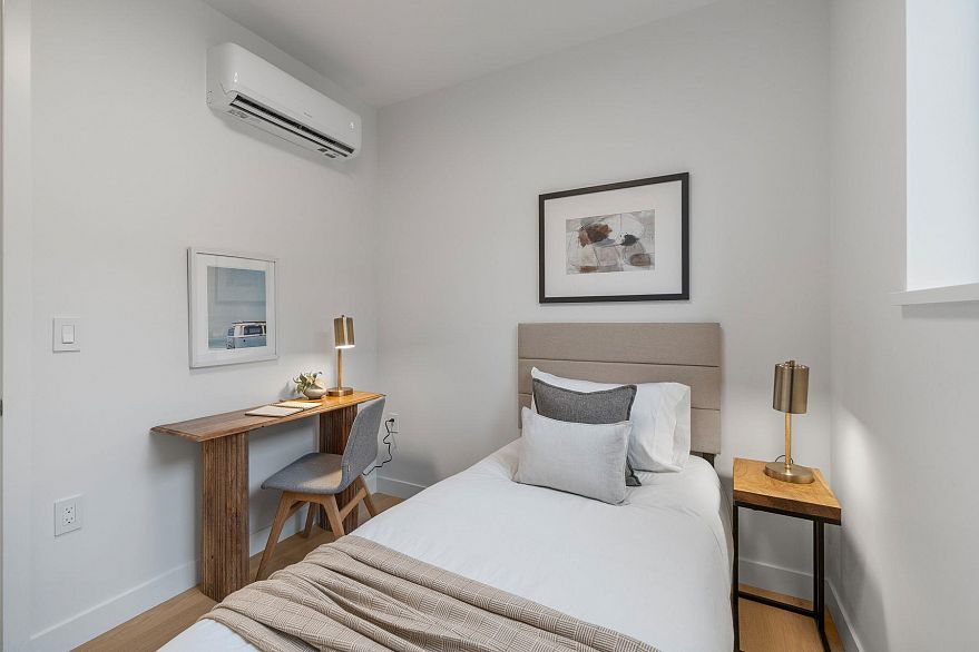 1 4693 Chester Street