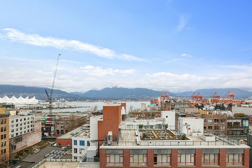 1110 66 W Cordova Street