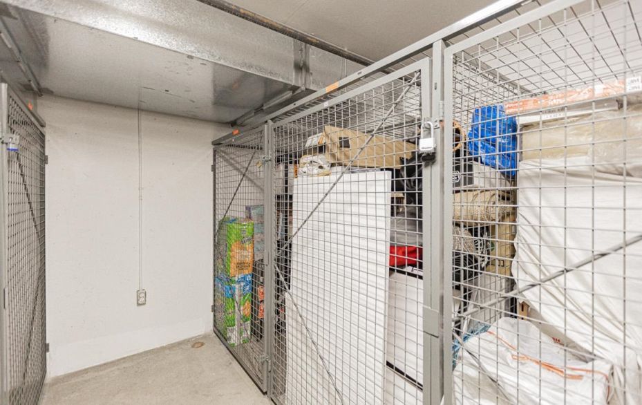 2907 8189 Cambie Street