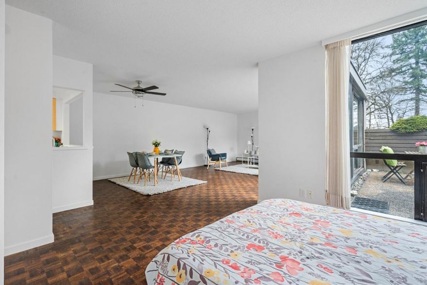 106 4900 Cartier Street