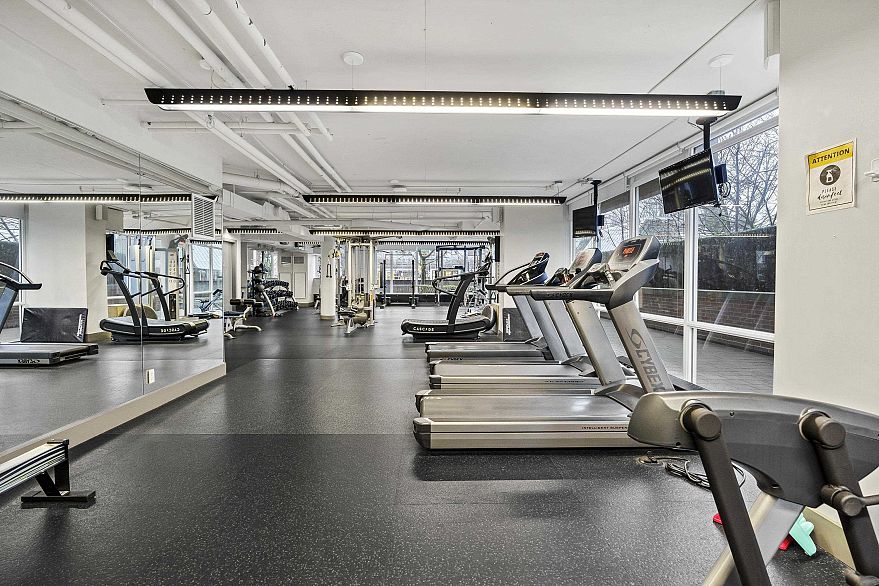 311 1618 Quebec Street