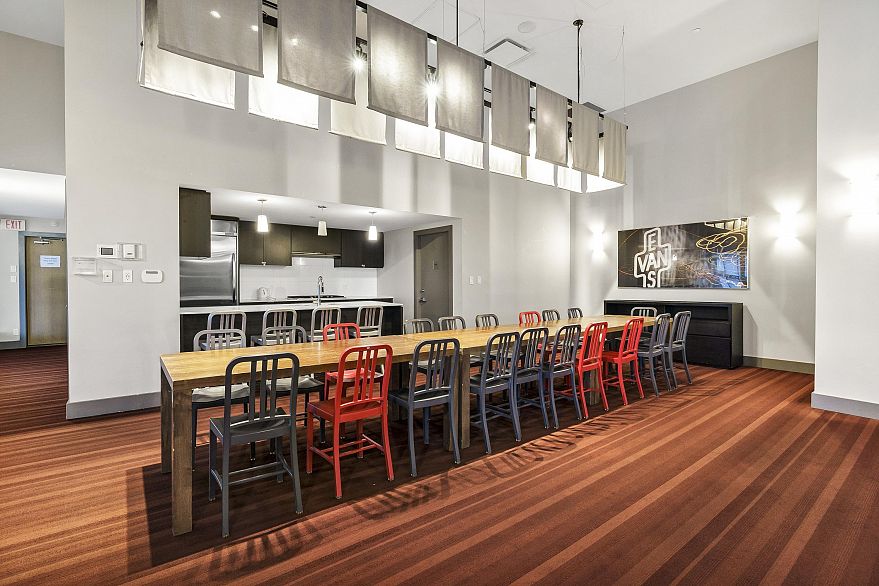 311 1618 Quebec Street