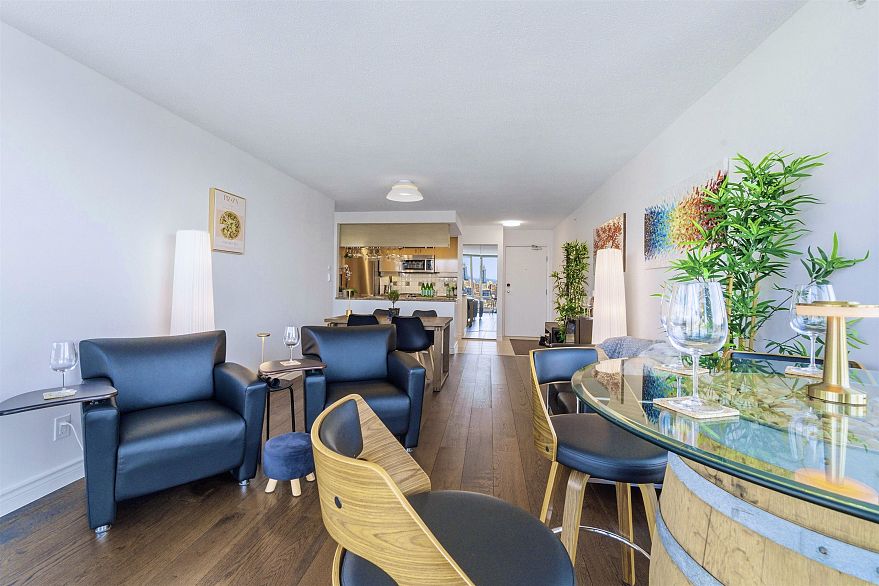 3608 1033 Marinaside Crescent