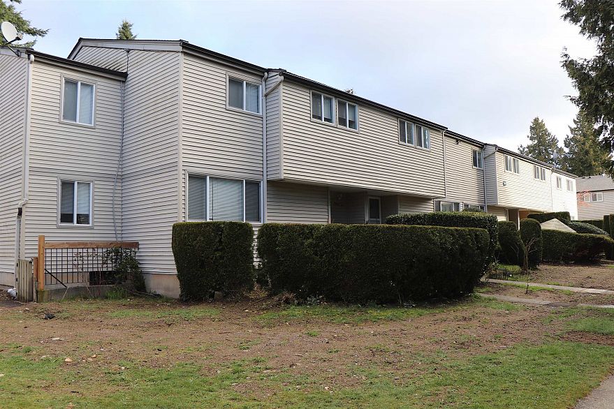 39 3421 E 49th Avenue