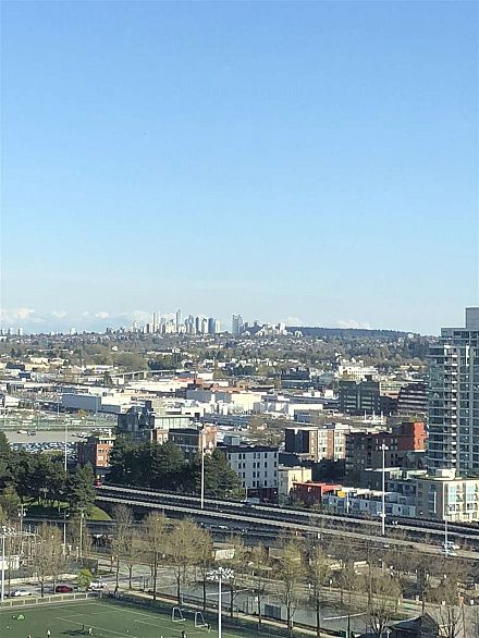 2108 63 Keefer Place