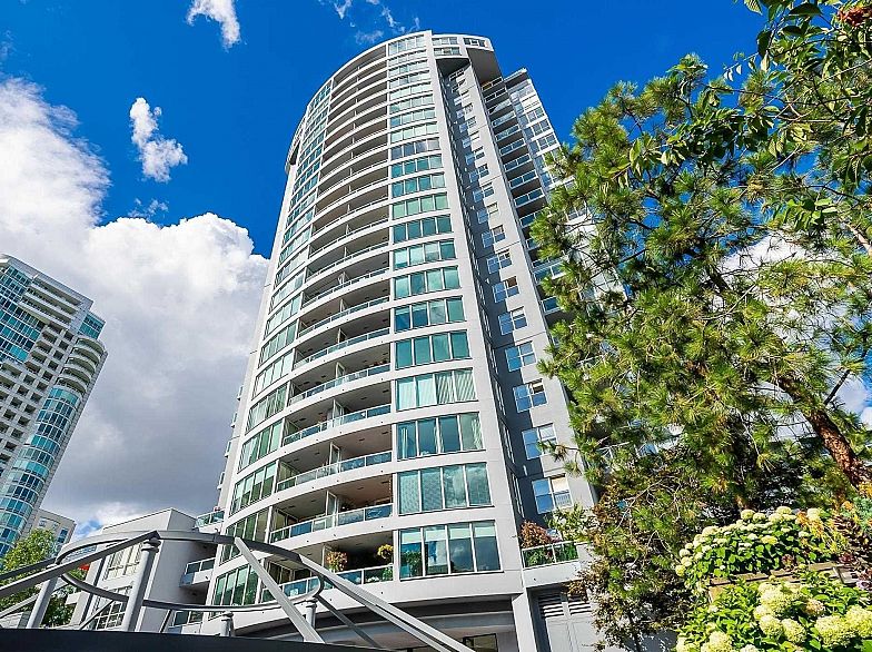 2207 1500 Howe Street