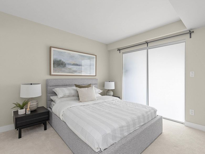 302 1323 Homer Street