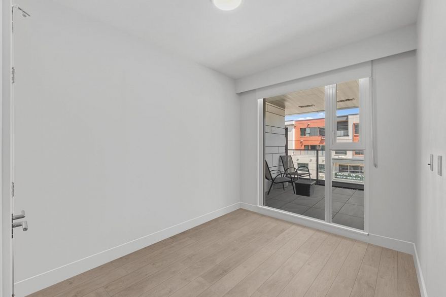 306 3636 W 39th Avenue