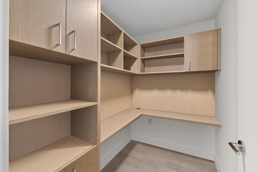 306 3636 W 39th Avenue