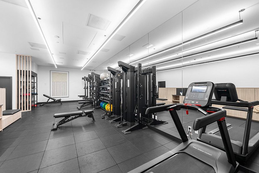 1105 3996 Dumfries Street